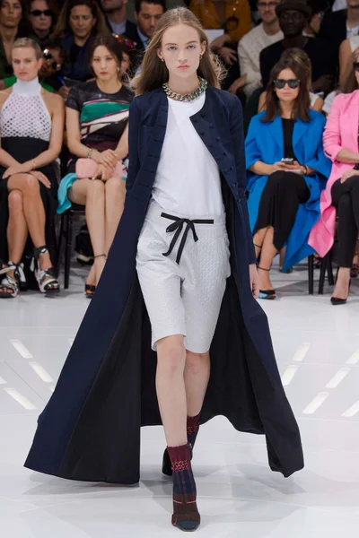 Look 47